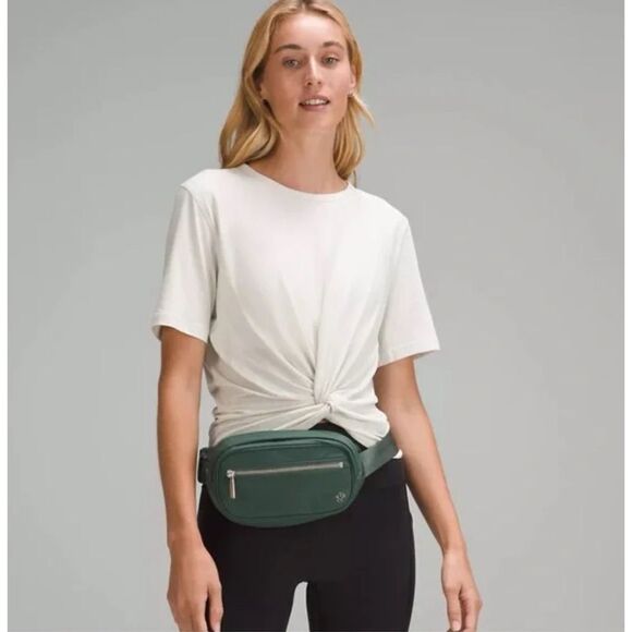 Lululemon Wunderlust Belt Bag - Picture 2 of 10
